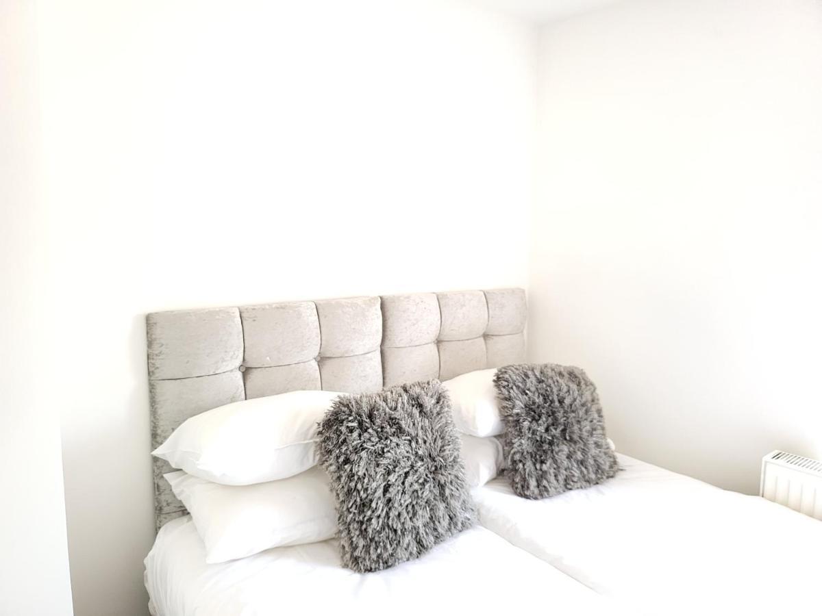 Vetrelax 4Bedroom House With Garden And Parking 콜체스터 외부 사진